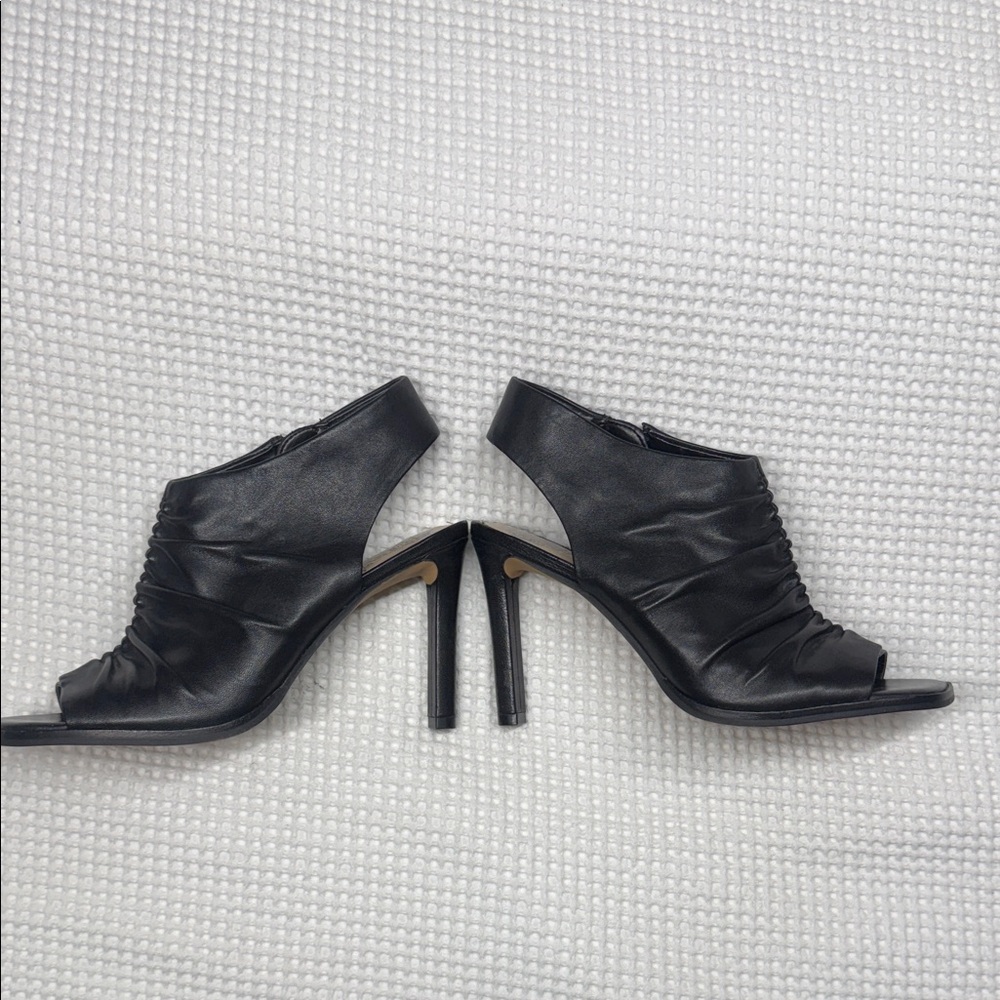 Vince Camuto Black Ruched Slingback Heels - Size 6.5